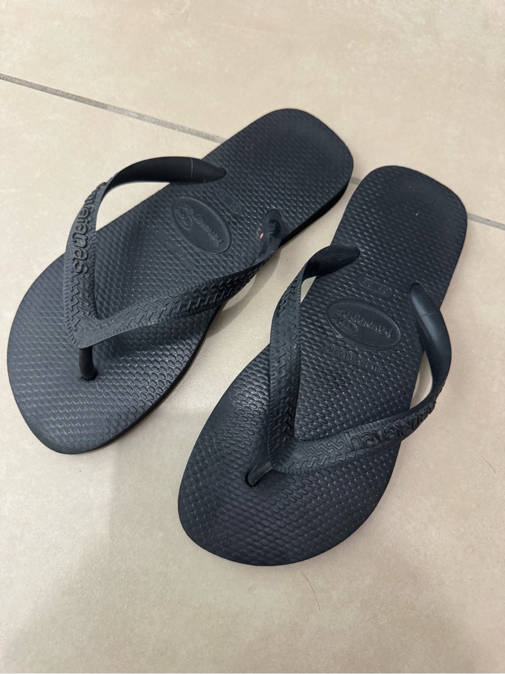 Havaianas Black Flip Flops